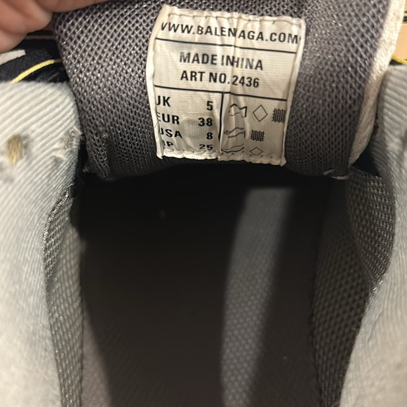 Balenciaga track sneaker
Worn/ used - Picture 4 of 5